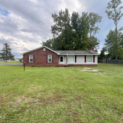 2303 Leigh St, Kinston, NC 28504