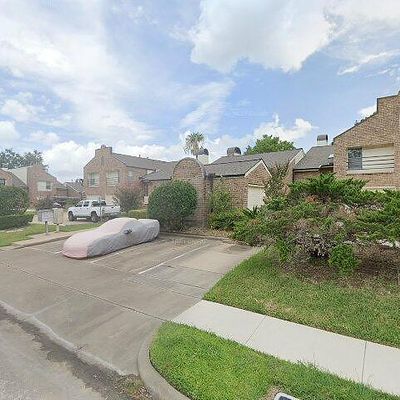 2305 Ramada Dr, Houston, TX 77062