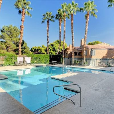 231 Mission Newport Lane, Las Vegas, NV 89107