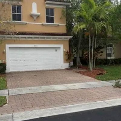 2311 Ne 37 Th Rd, Homestead, FL 33033