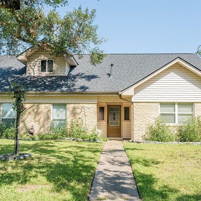 2315 Oboe Trl, League City, TX 77573