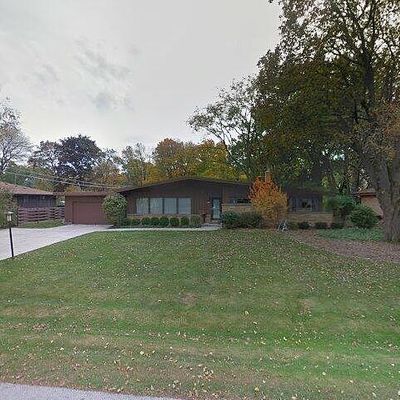 2315 W Apple Tree Rd, Milwaukee, WI 53209