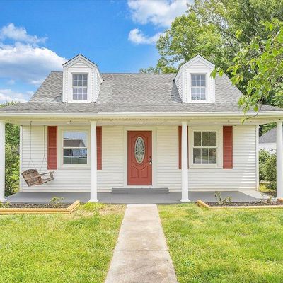 2318 Lovers Ln, Vinton, VA 24179