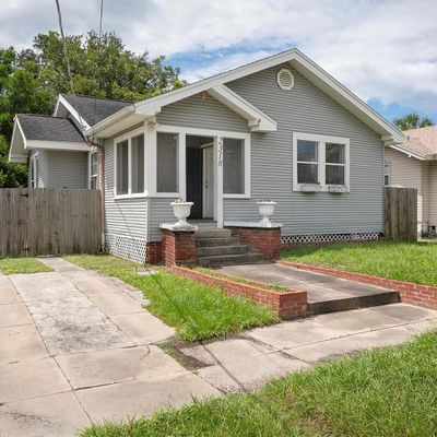 2318 W Fig St, Tampa, FL 33609