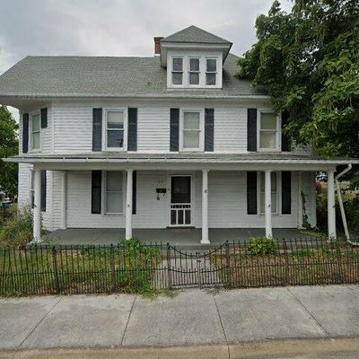 232 Crawford St, Strasburg, VA 22657