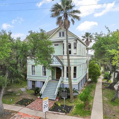 2327 Avenue M, Galveston, TX 77550