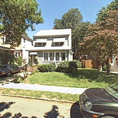 233 Locust Ave, Staten Island, NY 10306