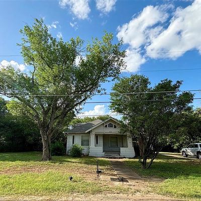 233 May St, Castroville, TX 78009