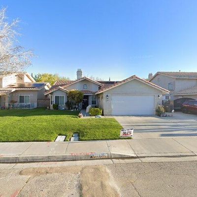 2331 W Avenue K10, Lancaster, CA 93536