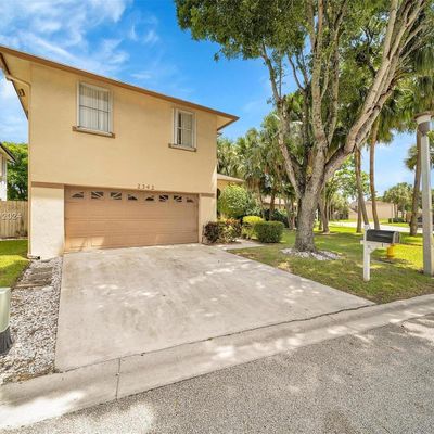 2342 Nw 34 Th Way, Coconut Creek, FL 33066