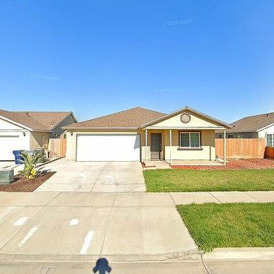 235 E San Pedro St, Merced, CA 95341