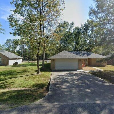 235 Idlewilde Dr, Onalaska, TX 77360