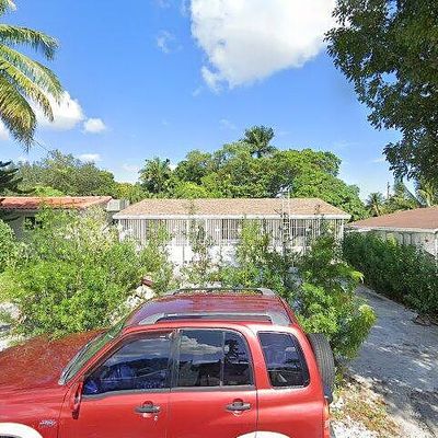 235 Ne 117 Th St, Miami, FL 33161