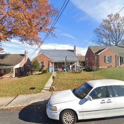 235 W Broad St, Dallastown, PA 17313