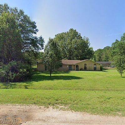 236 W Beasley St, Terry, MS 39170