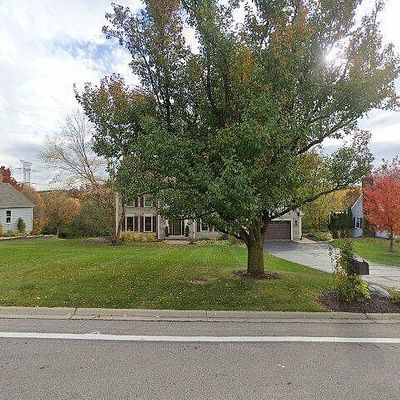 237 Burning Bush Trl, Crystal Lake, IL 60012