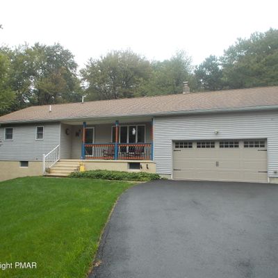 237 Crescent Lake Road, Scotrun, PA 18335