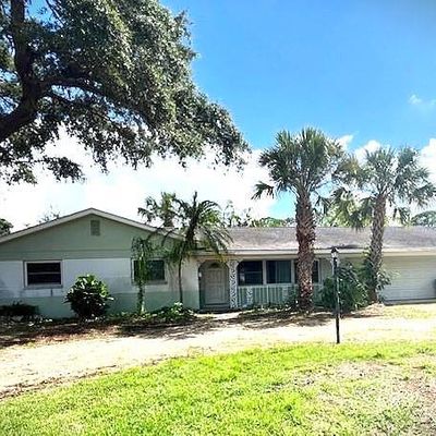 238 Freeport Ave Ne, Saint Petersburg, FL 33702