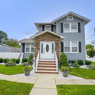 238 S Prospect Ave, Bergenfield, NJ 07621