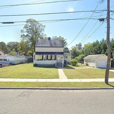 24 E Lake Ave, Blackwood, NJ 08012