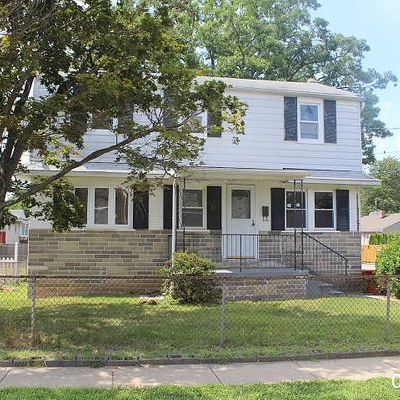 24 E Maiden Ln, Somerdale, NJ 08083