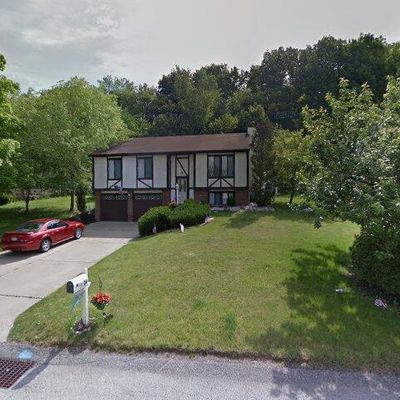 24 Kohleen Dr, Mc Kees Rocks, PA 15136