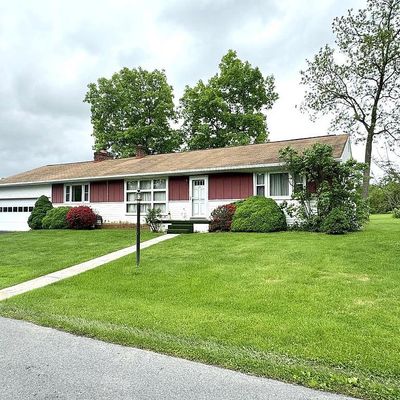 24 Lingles Ln, Lewistown, PA 17044