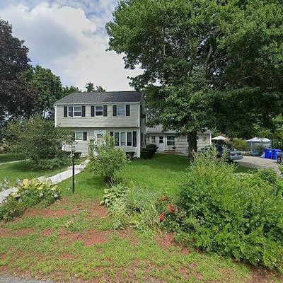 240 Concord St, Rockland, MA 02370