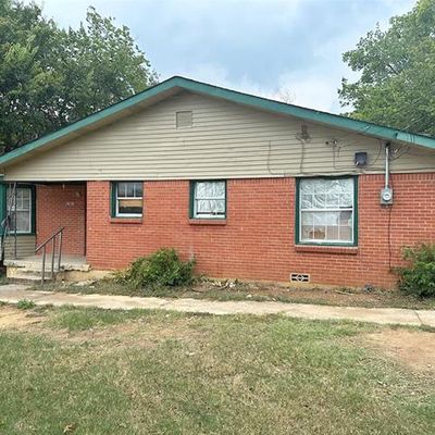 2401 Mcgee Street, Fort Worth, TX 76112