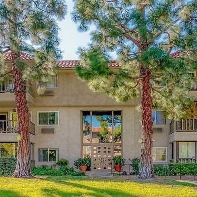 2402 Via Mariposa W, Laguna Woods, CA 92637