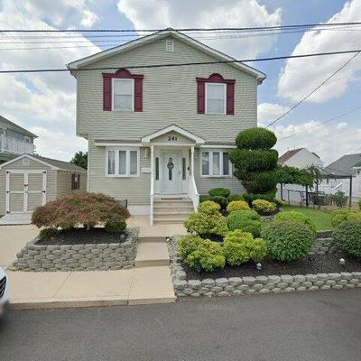 241 Beachwood Avenue, Old Bridge, NJ 08857