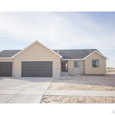 241 Galena Summit Dr, Idaho Falls, ID 83404