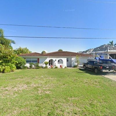 2410 Se 28 Th St, Cape Coral, FL 33904