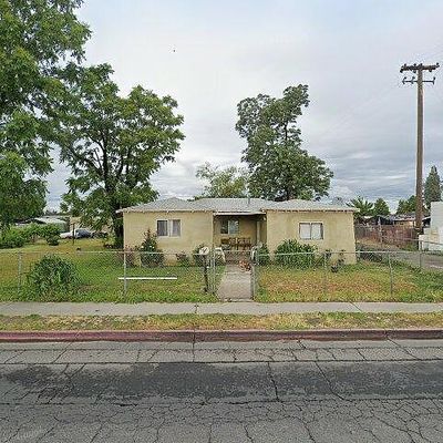 2416 S Cedar Ave, Fresno, CA 93725