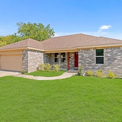 2418 Suffolk Ln, Lancaster, TX 75134