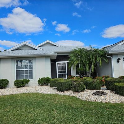 2421 E Del Webb Blvd, Sun City Center, FL 33573