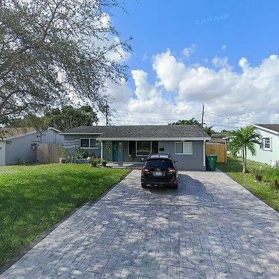 2430 Largo Dr, Miramar, FL 33023