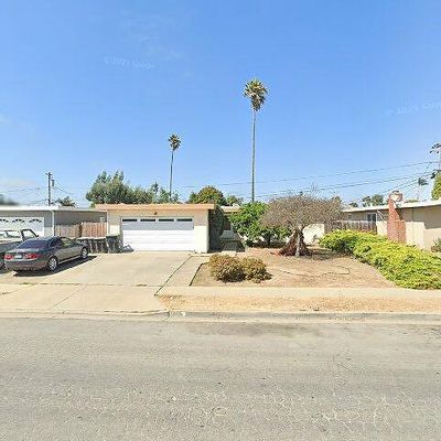 218 Navajo Dr, Salinas, CA 93906