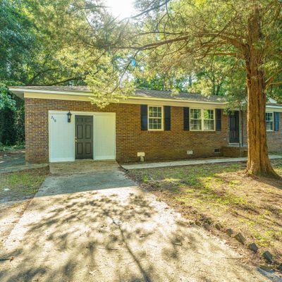 218 Trivers Dr, Moncks Corner, SC 29461