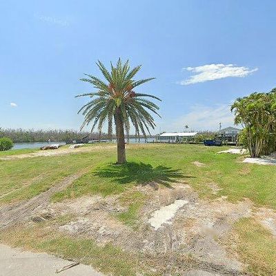 2183 Sanibel Blvd, Saint James City, FL 33956