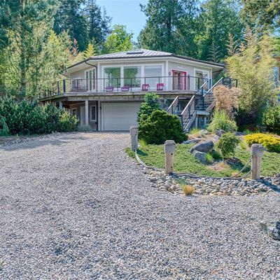 219 Elizabeth Dr, Point Roberts, WA 98281