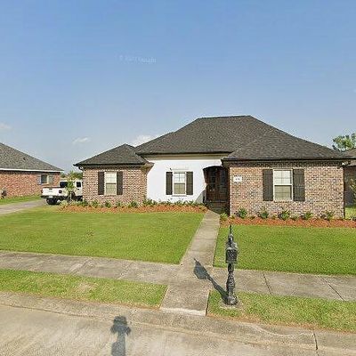 219 Mandalay East Dr, Houma, LA 70360