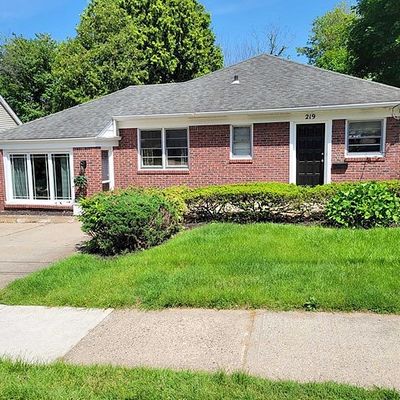 219 Overpeck Ave, Ridgefield Park, NJ 07660