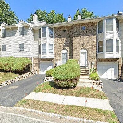 22 Brookstone Cir, Morris Plains, NJ 07950