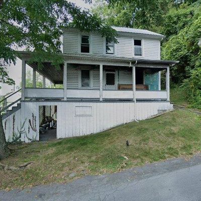 22 N Juniata St, Everett, PA 15537