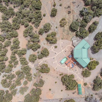 22 Sandia Mountain Ranch Dr, Tijeras, NM 87059