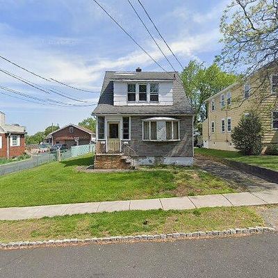 22 S Mountain Ave, Cedar Grove, NJ 07009