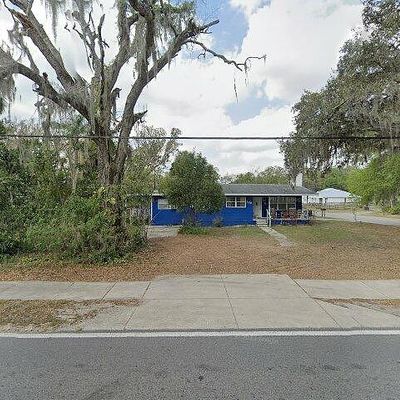 220 1 St St, Geneva, FL 32732