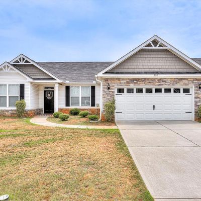 220 Almond Dr, Graniteville, SC 29829