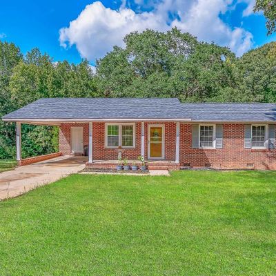 220 Bluefield Rd, Starr, SC 29684